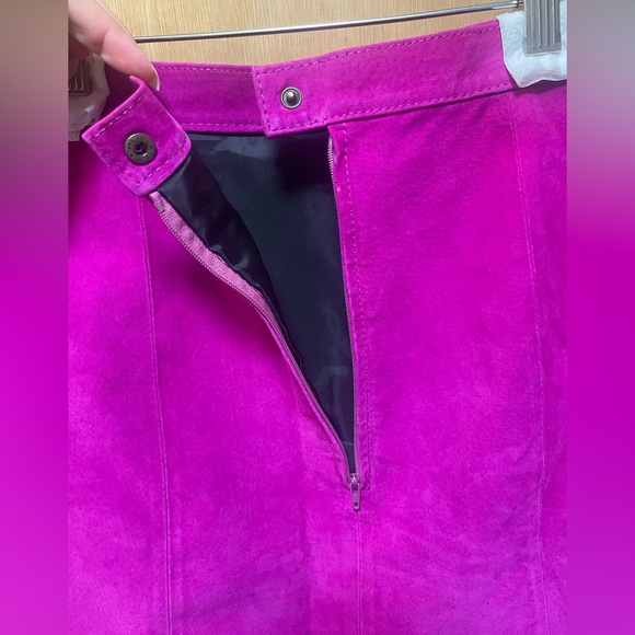 Vintage 90’s Neon Fuchsia Leather Suede Mini Skirt - Picture 5 of 12